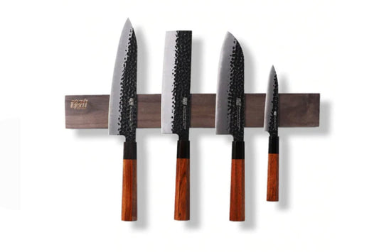 Hvordan monterer jeg en magnetisk knivholder?