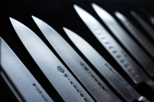 Nybegynnerguide for å kjøpe japanske kokker kniver | 2021 Oppdatert guide
